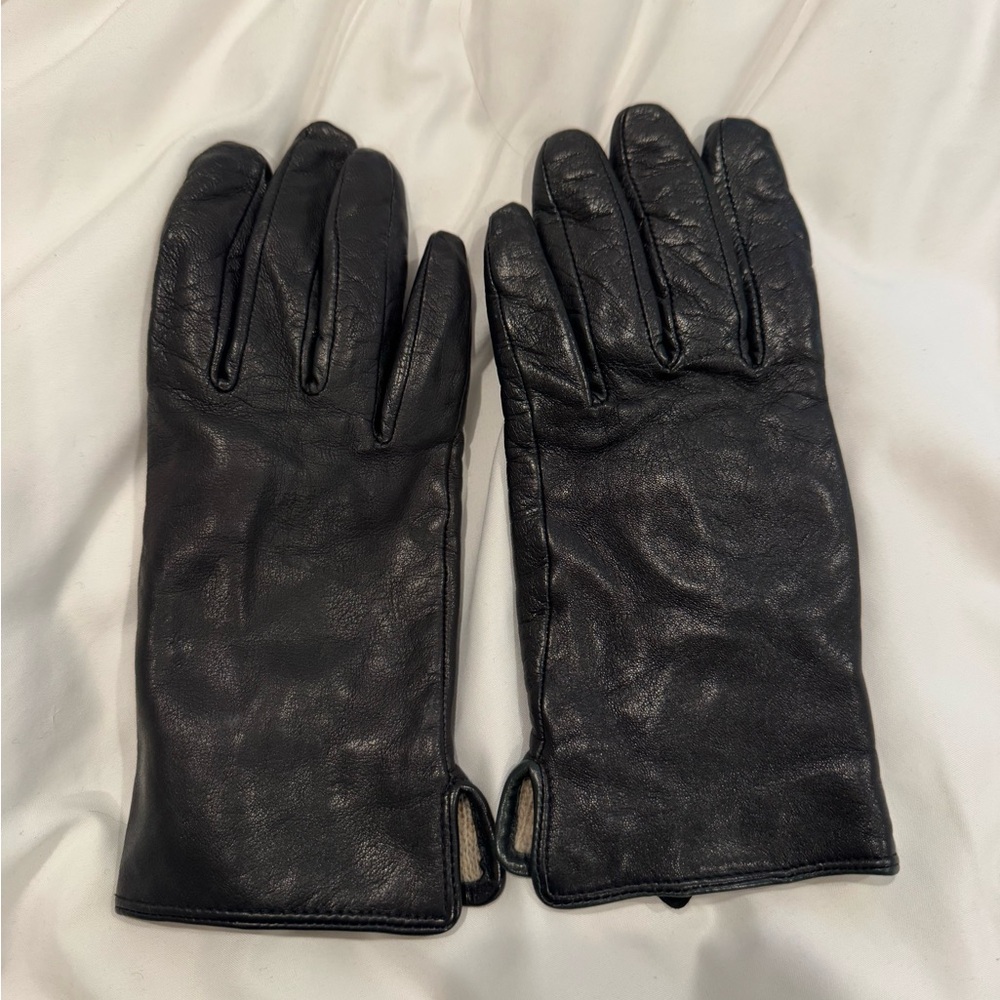 Black Leather Gloves
